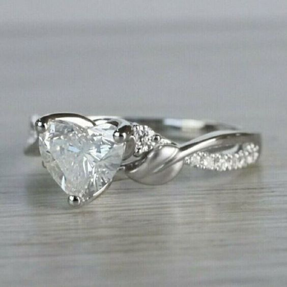 Antique Inlaid Crystal Heart Silver Ring