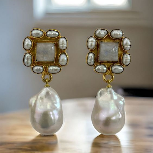 Classic Baroque Pearl Vintage Earrings