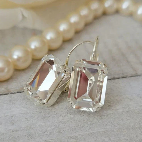 Retro White Glass Earrings