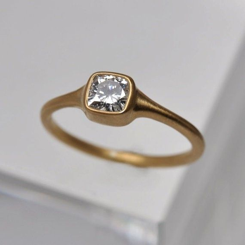 Retro Square Glass Ring