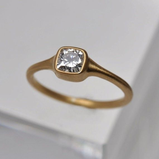 Retro Square Glass Ring