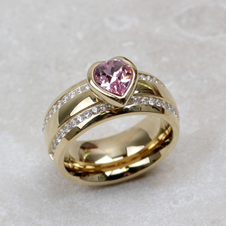 Retro Pink Heart Ring with Gold Zirconia Accents