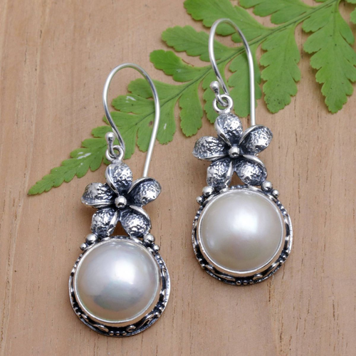 Retro Pearl Blossom Drop Earrings