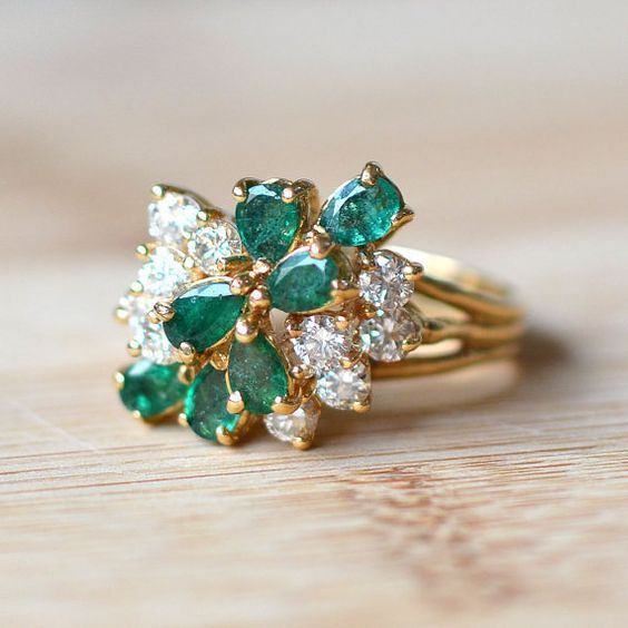 Retro Green Crystal Layered Gold Ring