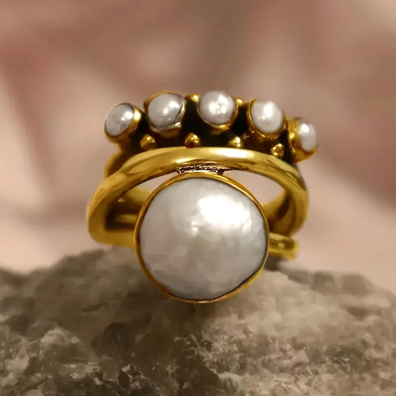 Classic Golden Pearl Vintage Ring