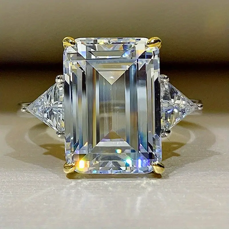 Retro Square Glass Ring with Gold Accents