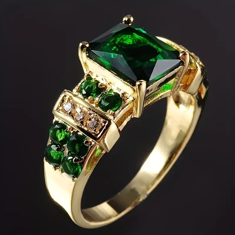 Golden Emerald Ring