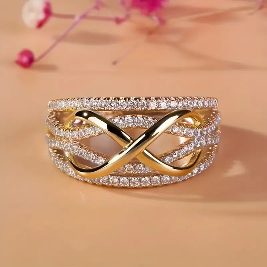 Endless Elegance Golden Zirconia Ring