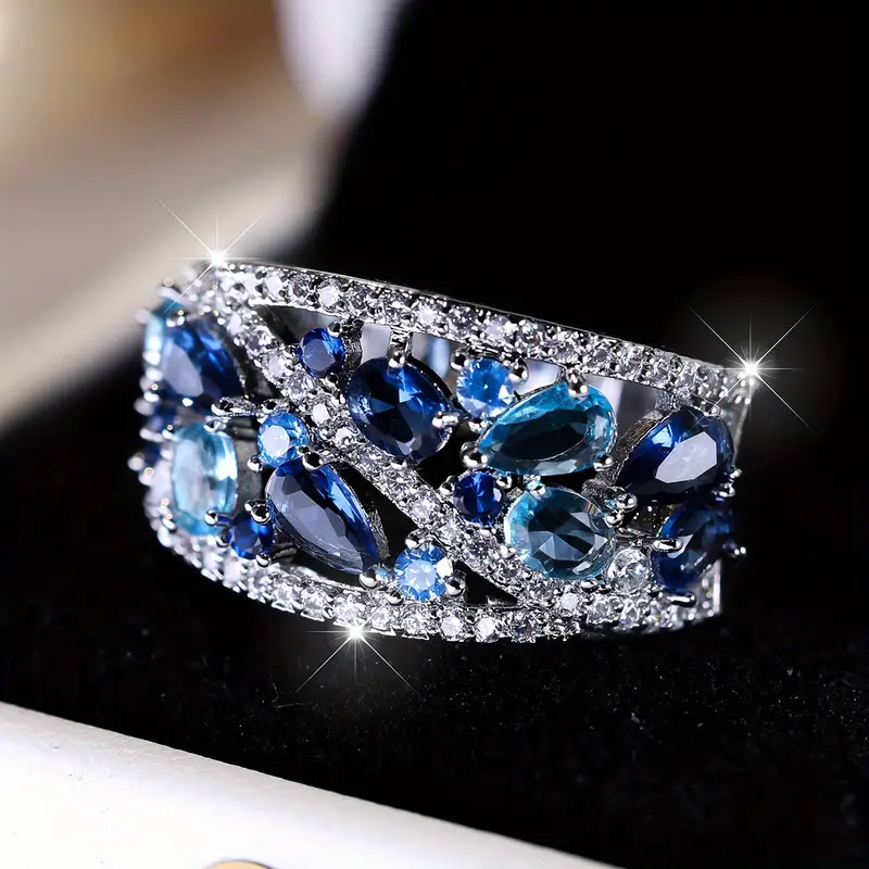 Retro Blue Sparkling Silver Ring
