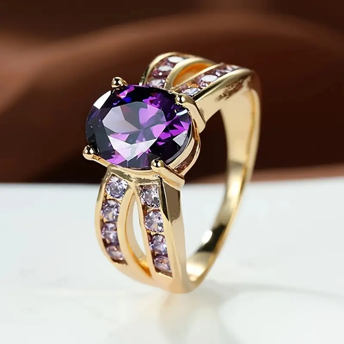 Classic Gold Ring with Vintage Violet Zirconia