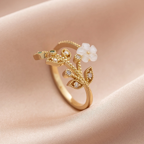 Radiant White Floral Crystal Ring