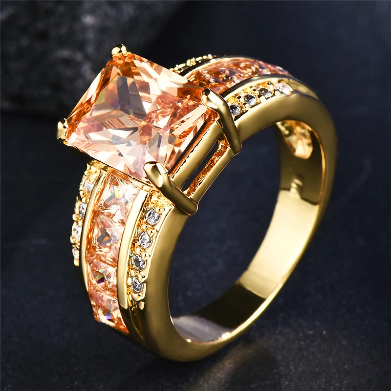 Amber-Hued Gold Glass Ring