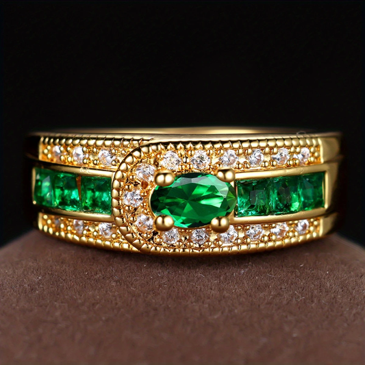 Antique-Style Green Zirconia Gold Ring